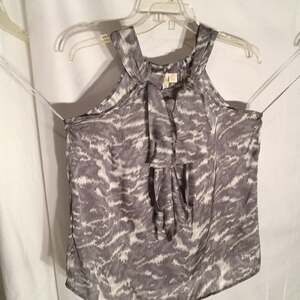 Adiva grey and white tank top xl NWT